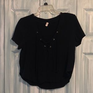 Elan Black Top
